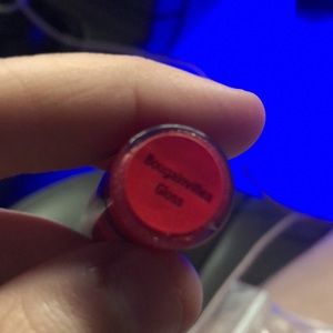 Lipsense b gloss